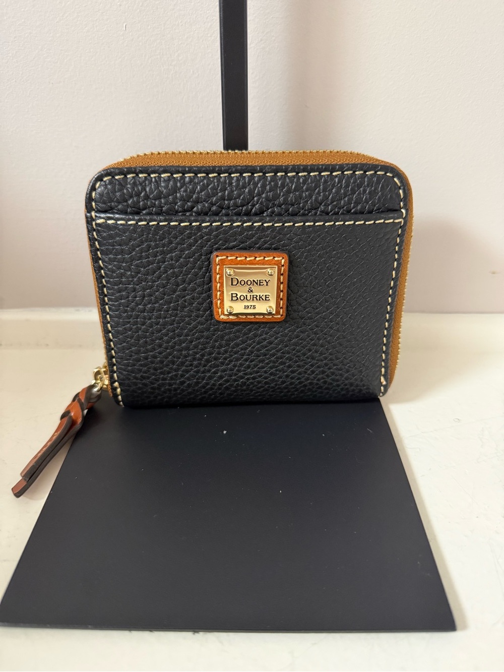 Dooney & Bourke Black Leather Zip Card Holder with Tan Trim